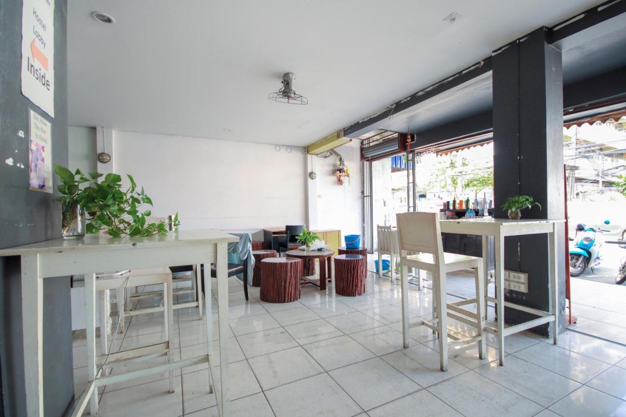 Oyo 1054 Phuket Backpacker Hostel Exterior photo