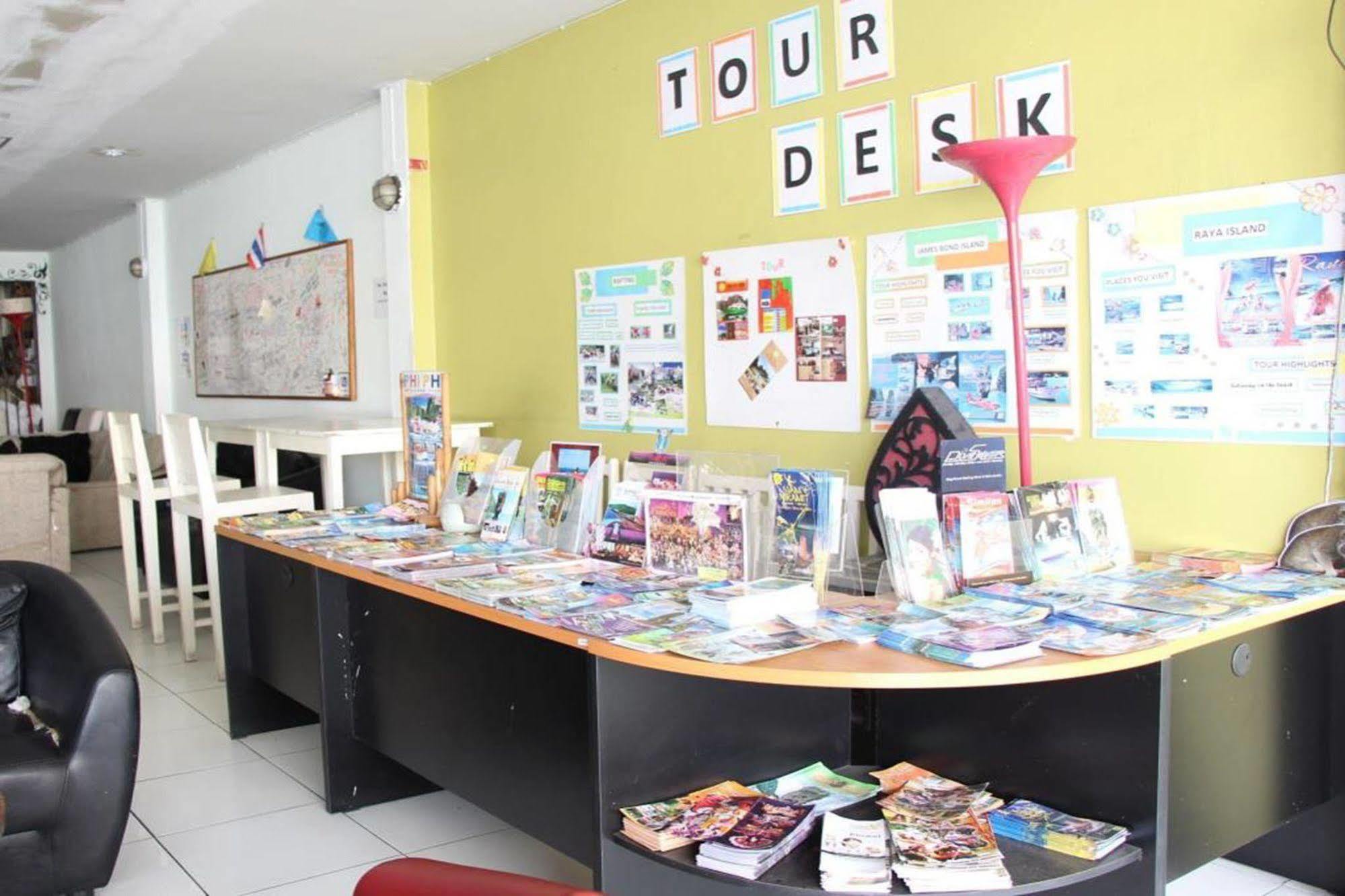 Oyo 1054 Phuket Backpacker Hostel Exterior photo